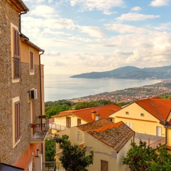 Vicolò Marì，位于阿谢亚的酒店