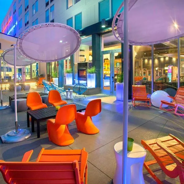 布法罗机场雅乐轩酒店，位于奇克托瓦加的酒店