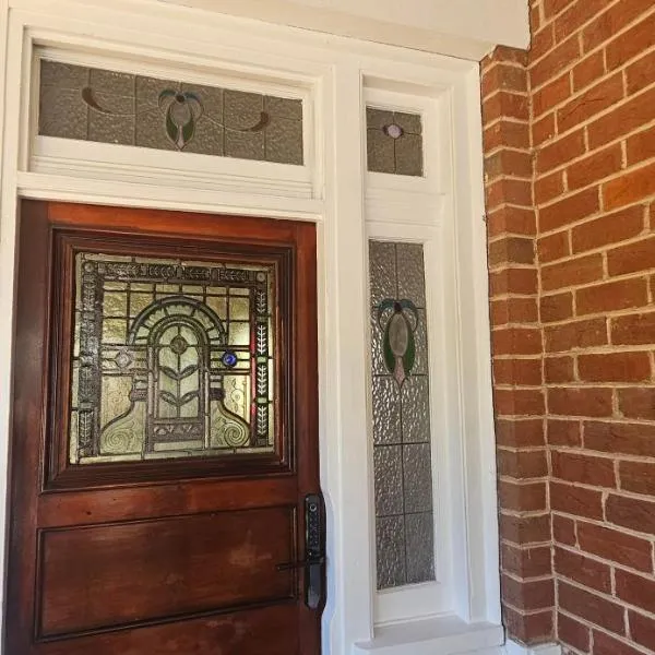 Fitzroy Lodge Cowra，位于考拉的酒店