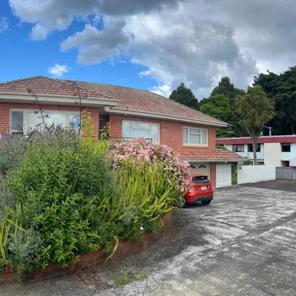 Serene Home Close to Everything，位于奥克兰的酒店