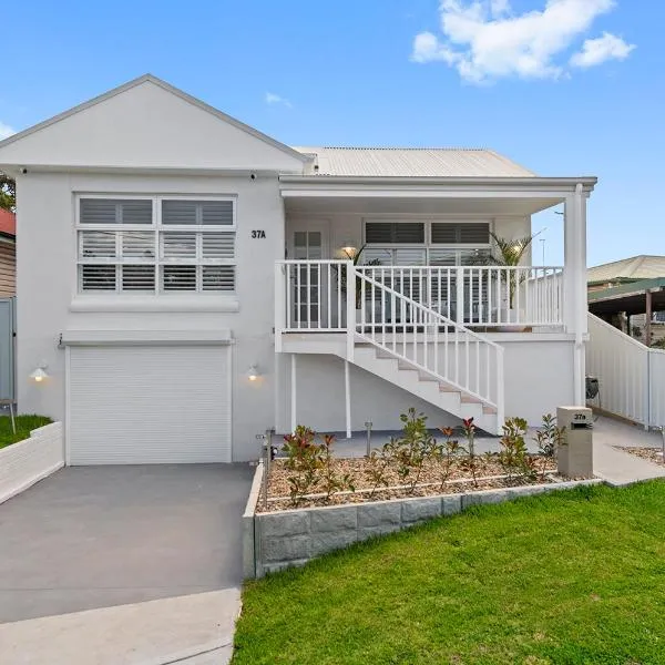 Roll Up - The Entrance，位于安特兰斯的酒店