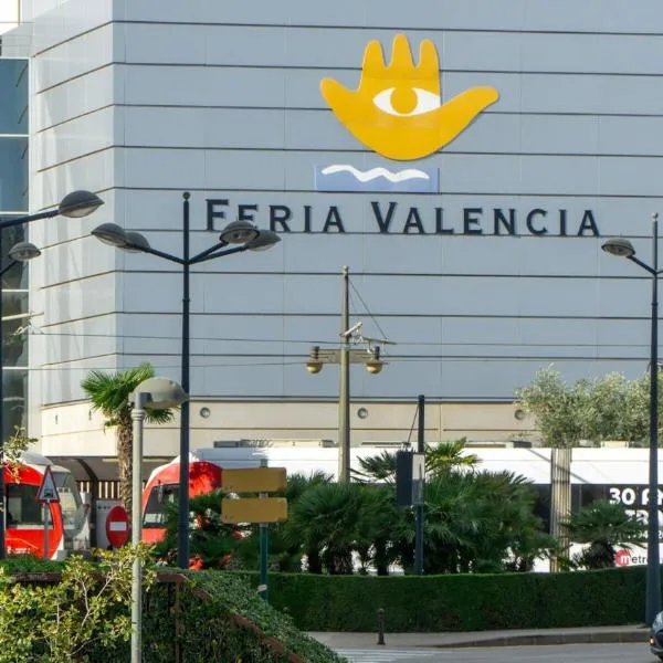 SunDos Feria Valencia，位于La Presa的酒店