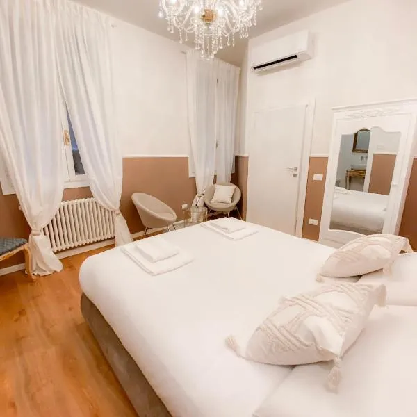 San Polo Luxury Suites in Venice，位于威尼斯的酒店