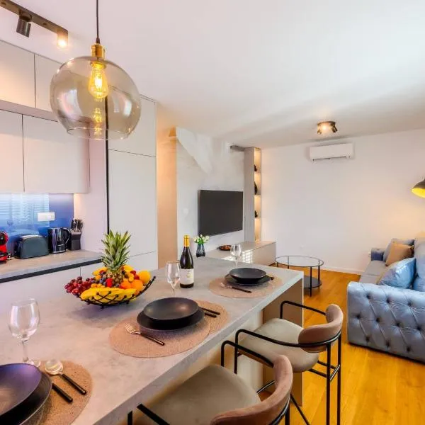 Azure apartment，位于梅特科维奇的酒店