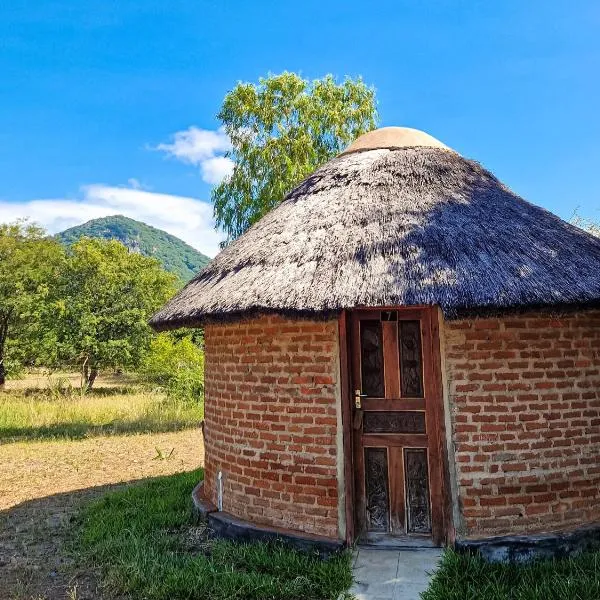 Kulenga Village，位于Monkey Bay的酒店