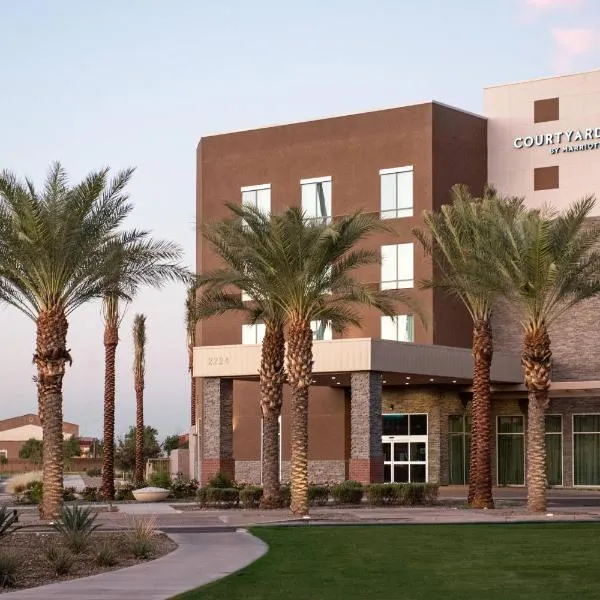 Courtyard by Marriott Mesa at Wrigleyville West，位于梅萨的酒店