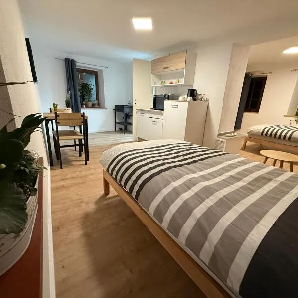 Ferienwohnung Neroth，位于Neroth的酒店