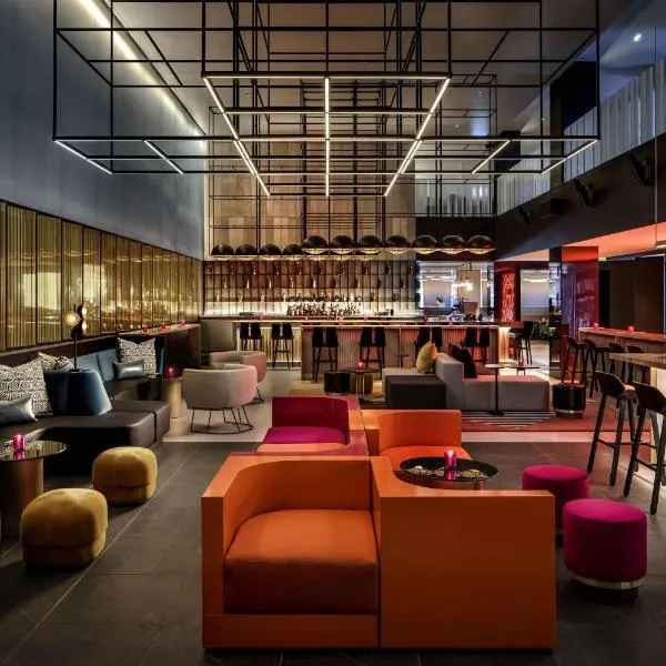 蒙特利尔W酒店，位于蒙特利尔的酒店