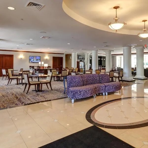 哈德利阿姆赫斯特万怡酒店，位于哈德利的酒店