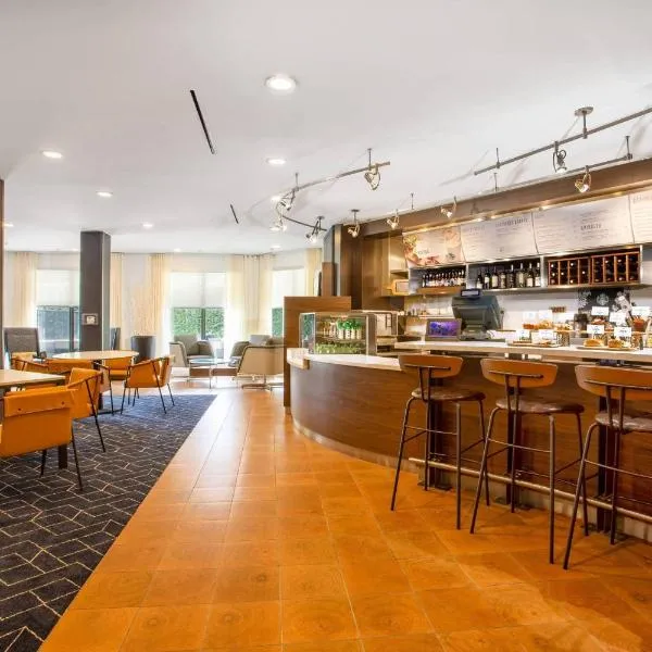 Courtyard Orlando Altamonte Springs Maitland，位于奥兰多的酒店
