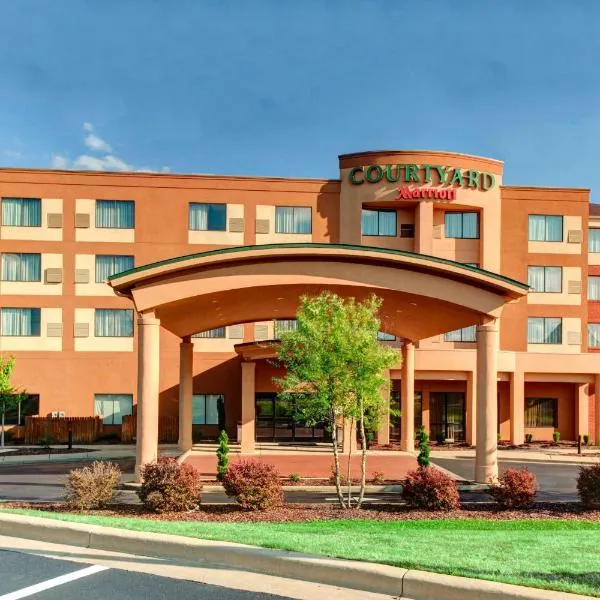 Courtyard by Marriott Anniston Oxford，位于安尼斯敦的酒店