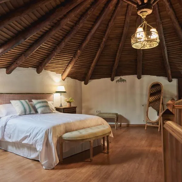 ALOJAMIENTO TURISTICO- AGROTURISMO Dehesa La Pared，位于Chillón的酒店