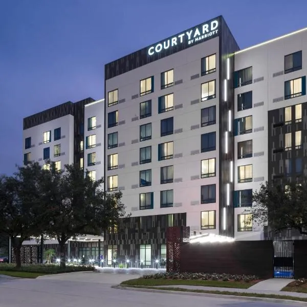 Courtyard by Marriott Houston Heights/I-10，位于休斯顿的酒店
