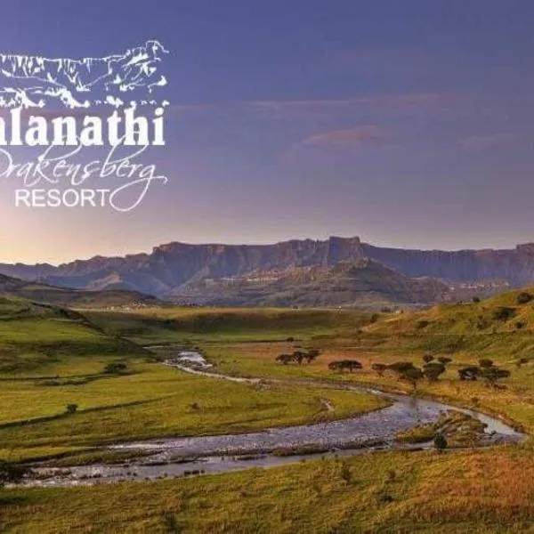 Hlalanathi Drakensberg Resort，位于Amanzana的酒店