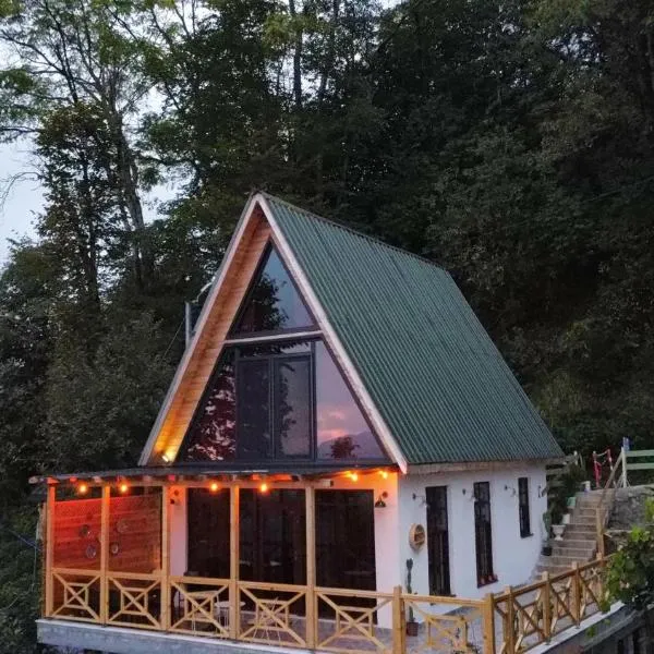 Pukina Tiny House，位于Cayeli的酒店