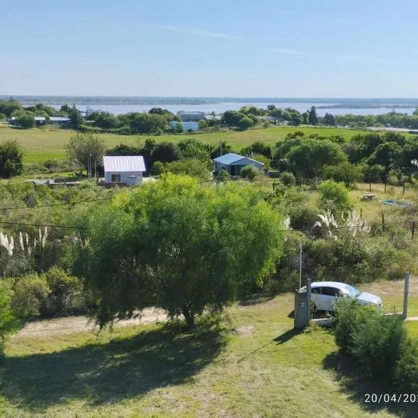 CASA QUINTA CON ESPECTACULAR VISTA Al RÍO，位于General Alvear的酒店