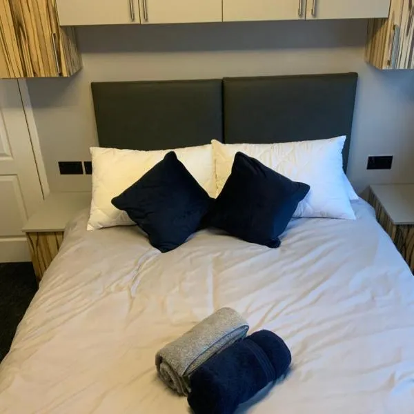 The Nest - Cosy Rooms，位于Harwood的酒店