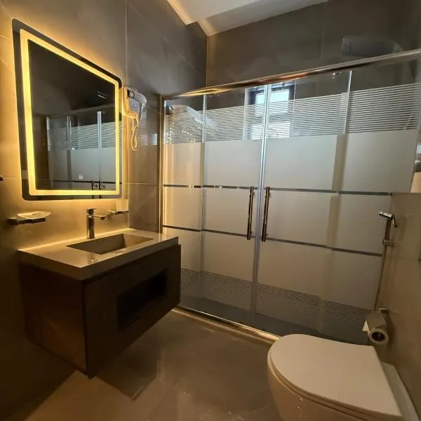 North paradise hotel，位于伊尔比德的酒店