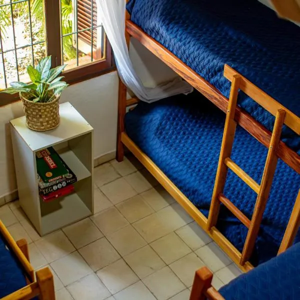 Hostel Teyuí，位于科连特斯的酒店