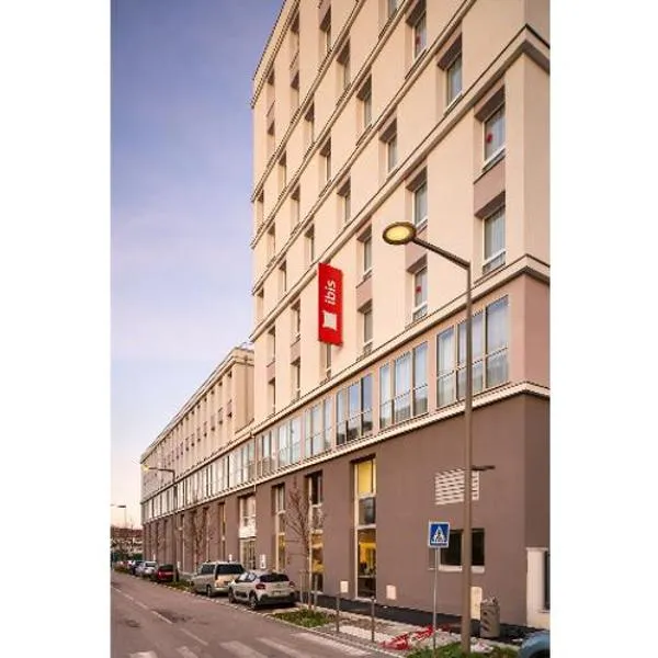 ibis Acheres St Germain en Laye，位于阿谢尔的酒店