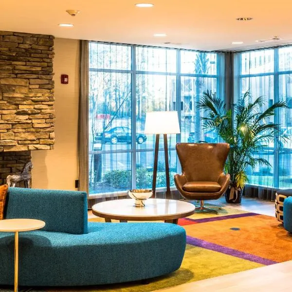 Fairfield Inn & Suites by Marriott Atlanta Fairburn，位于费尔本的酒店