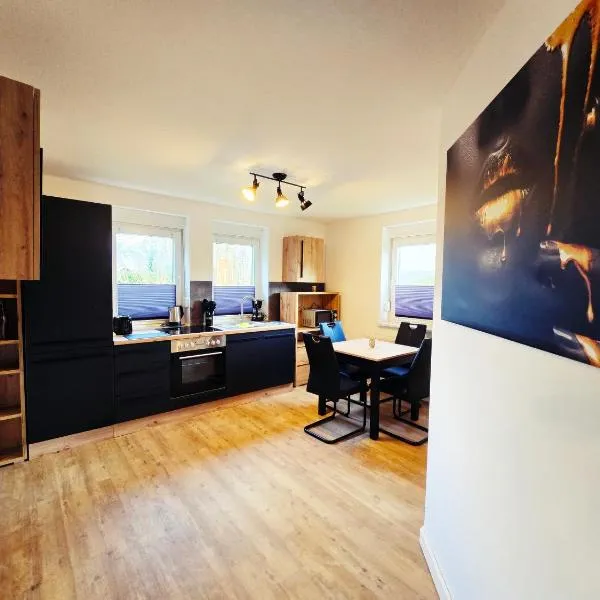 DM Hotels & Apartments - Apartment Am Rieseninger Berg 1，位于Görmar的酒店