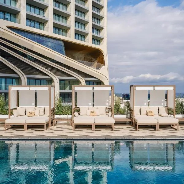 ME Malta by Meliá，位于圣朱利安斯的酒店