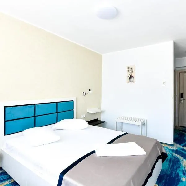 Hotel Holiday Blue，位于奥林普的酒店
