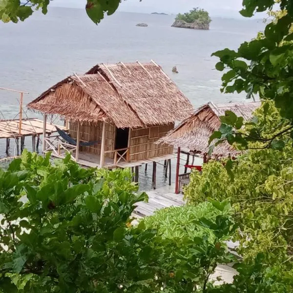 Keruwo Homestay，位于Waisai的酒店