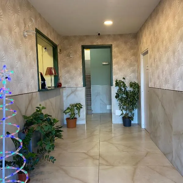 NONE Holiday HOTEL，位于诺内的酒店
