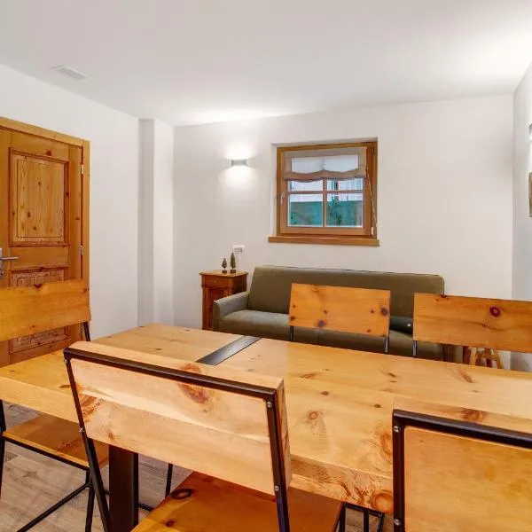 Chalet Pieri - Appartamento Bedogn，位于博尔米奥的酒店