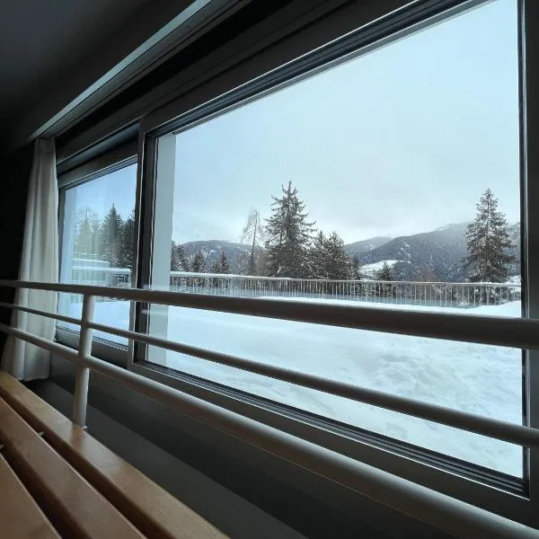 Casa Roby al centro delle Dolomiti，位于马里尔伊瓦的酒店