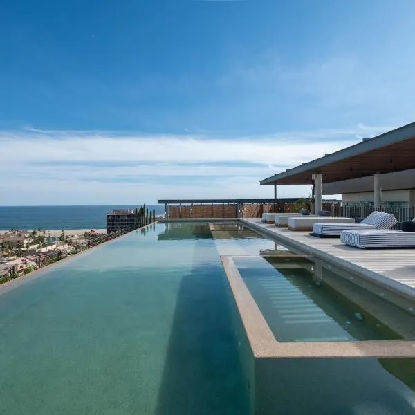 Punto Nima, Spectacular Pool with Ocean View，位于圣何塞德尔卡沃的酒店