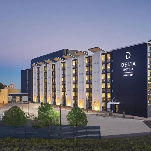 Delta Hotels by Marriott Denver Thornton，位于Eastlake的酒店