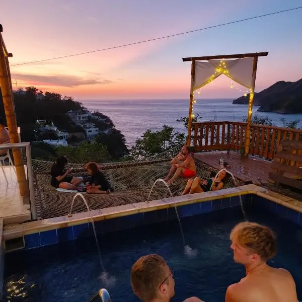 Tayrona Colors Hostel，位于Taganga的酒店