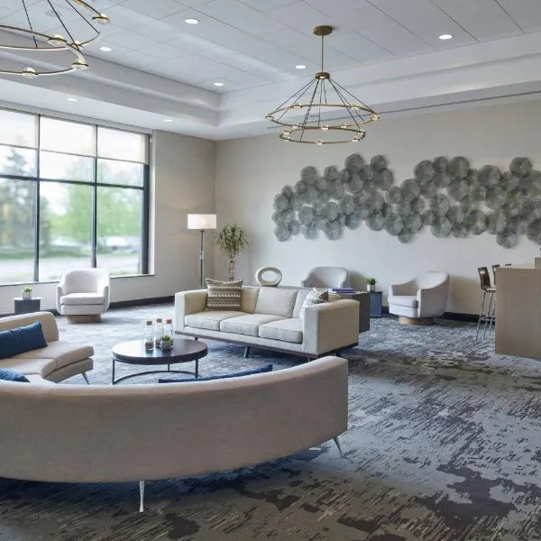 Delta Hotels by Marriott Detroit Novi，位于法明顿希尔斯的酒店