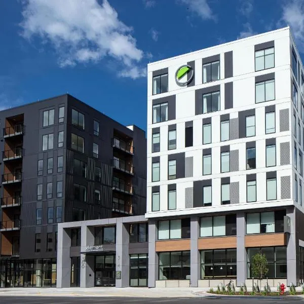 Element Iowa City，位于爱荷华的酒店