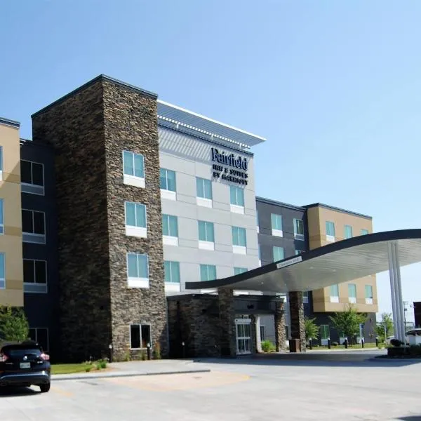 Fairfield Inn & Suites Winona，位于威诺纳的酒店