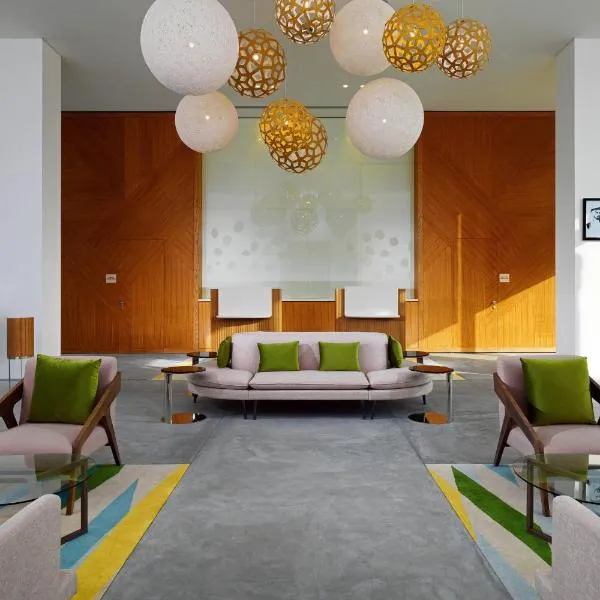 Element Me'aisam, Dubai，位于迪拜的酒店