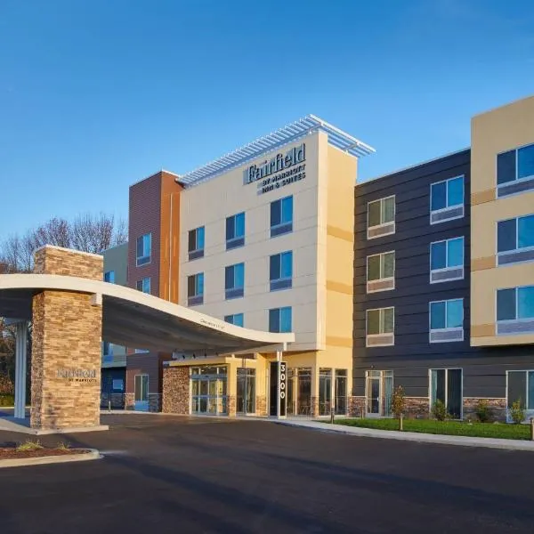 Fairfield Inn & Suites by Marriott Louisville Jeffersonville，位于杰斐逊维尔的酒店