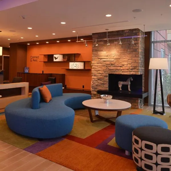 Fairfield Inn & Suites by Marriott Fremont，位于费利蒙的酒店