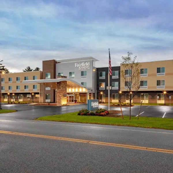 Fairfield Inn & Suites by Marriott Queensbury Glens Falls/Lake George，位于昆斯伯里的酒店