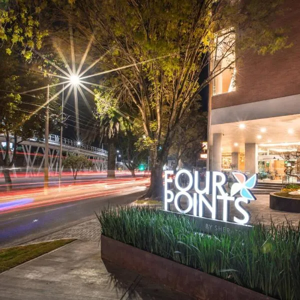 Four Points by Sheraton Puebla，位于Lomas de Angelopolis的酒店