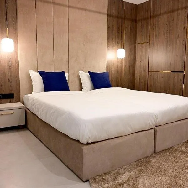 Луксозни делукс стаи Мечката，位于博泰夫格勒的酒店