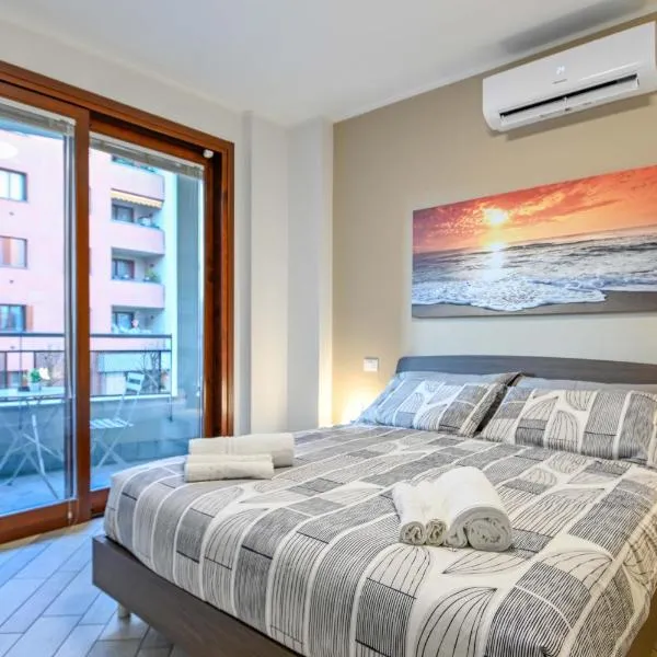 Bilocale Chic, 10 min Aeroporto Milano-Bergamo, BOX AUTO e ARIA CONDIZIONATA，位于塞里亚泰的酒店