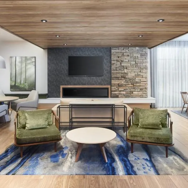 Fairfield Inn & Suites by Marriott Raleigh Wake Forest，位于维克森林的酒店