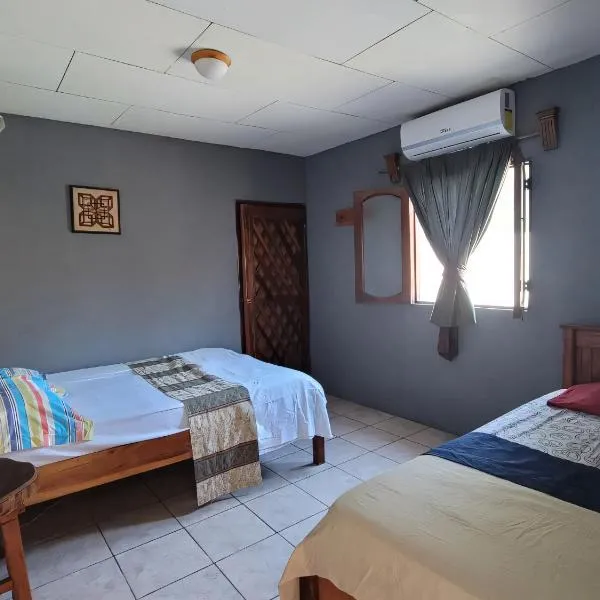Ometepe House，位于莫约加尔帕的酒店