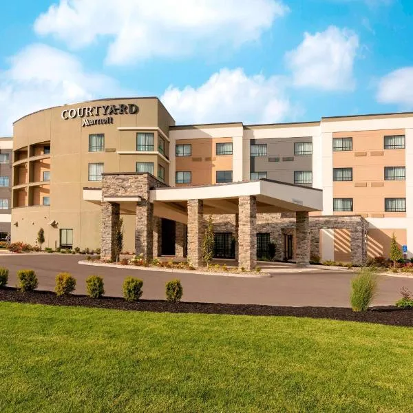 Courtyard by Marriott Cleveland Elyria，位于North Ridgeville的酒店