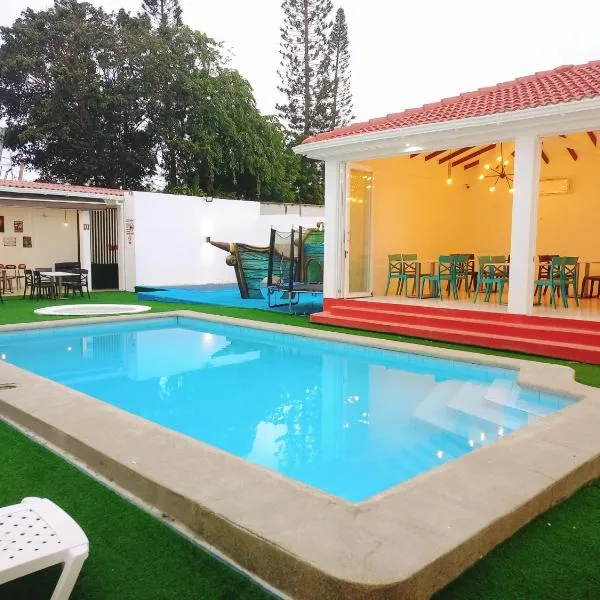 Hotel Villa Del Mar，位于萨利纳斯的酒店