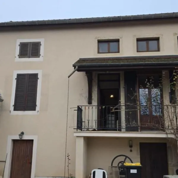 La rainette，位于Chaux的酒店